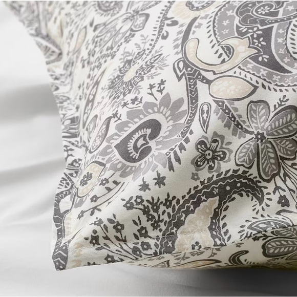 IKEA Rodgersia Paisley Floral Pillowcase New 26x26 Grey and Light Tan - Picture 1 of 5